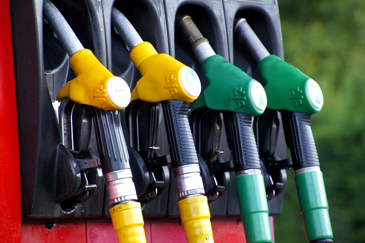 Kraftstoffpreise auch für Großhandel gedeckelt / Fuel prices also capped for wholesalers