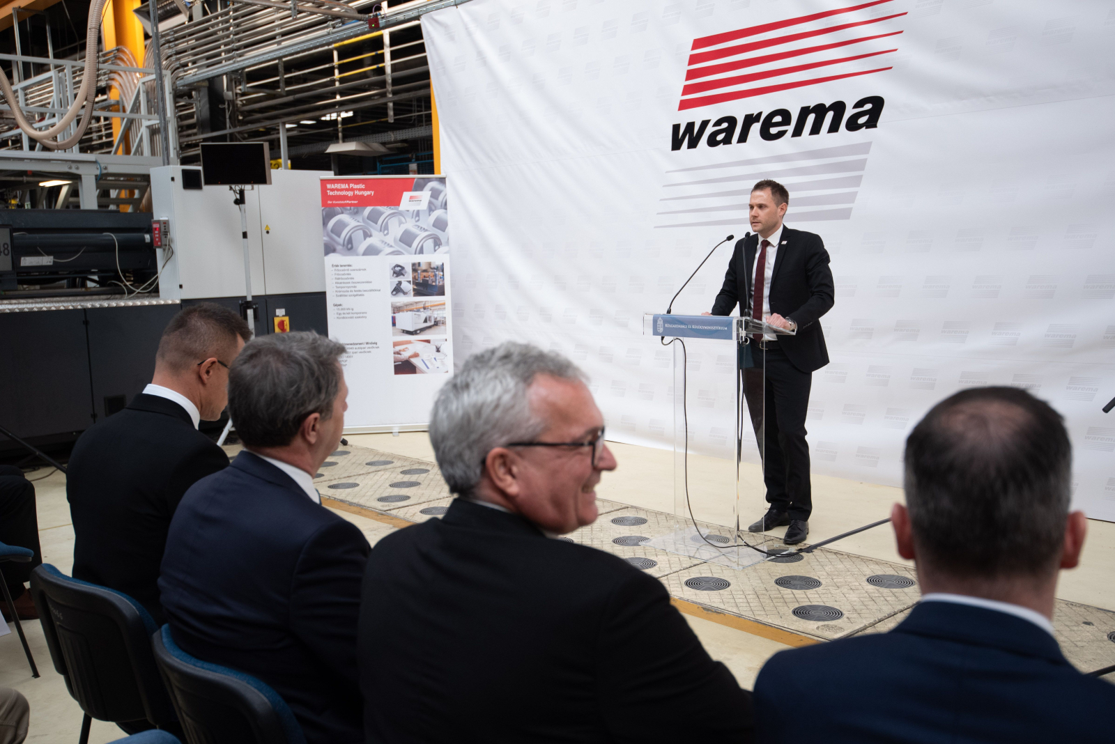 WAREMA Group - Großprojekte an drei Standorten / WAREMA Group - Major projects at three locations