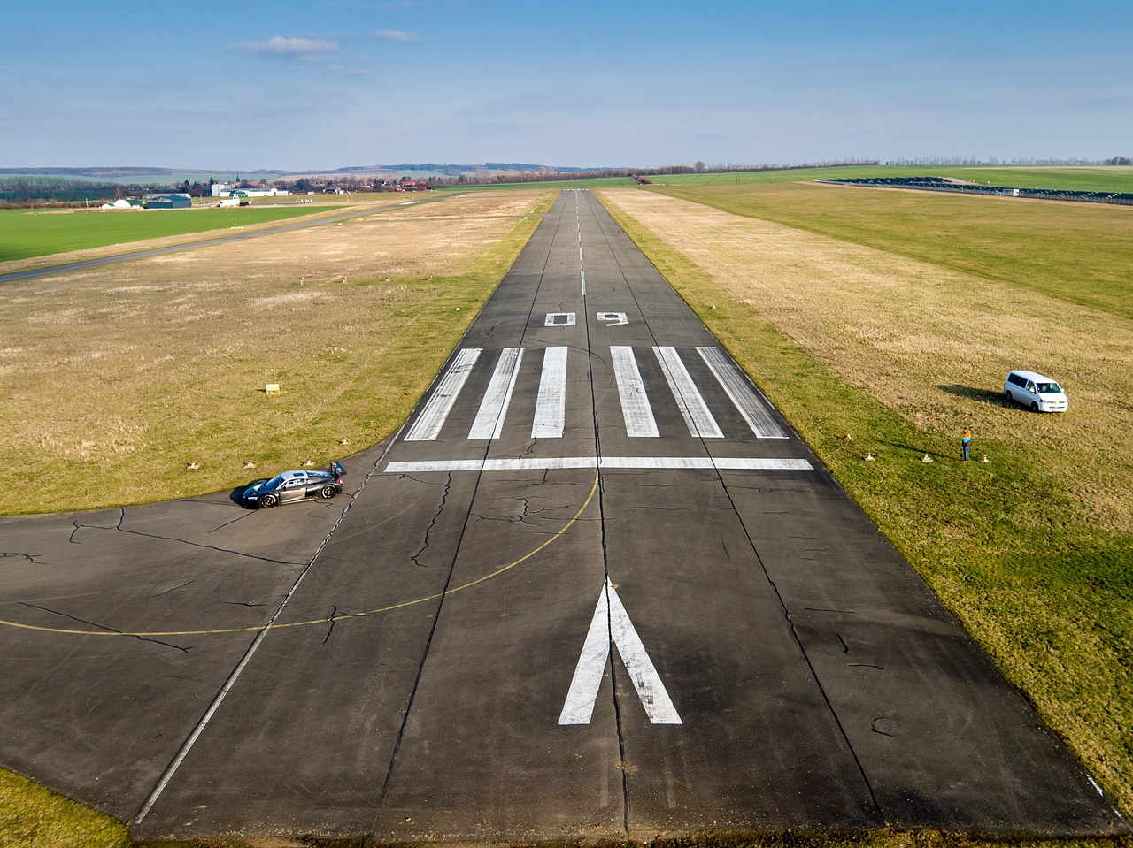 Békéscsaba - Planungsauftrag für Regionalflughafen / Békéscsaba - Planning contract for regional airport