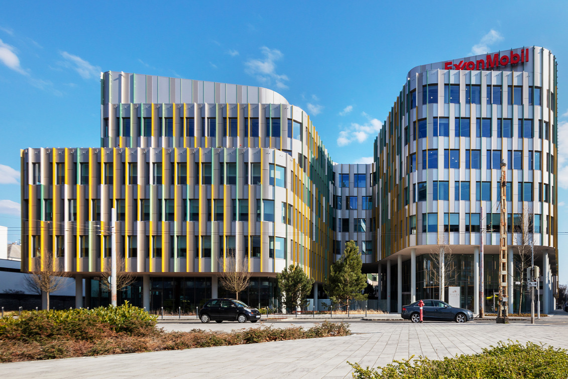 ExxonMobil Hungary - Mehr Arbeitsplätze durch neues Büro / ExxonMobil Hungary - New jobs through new office