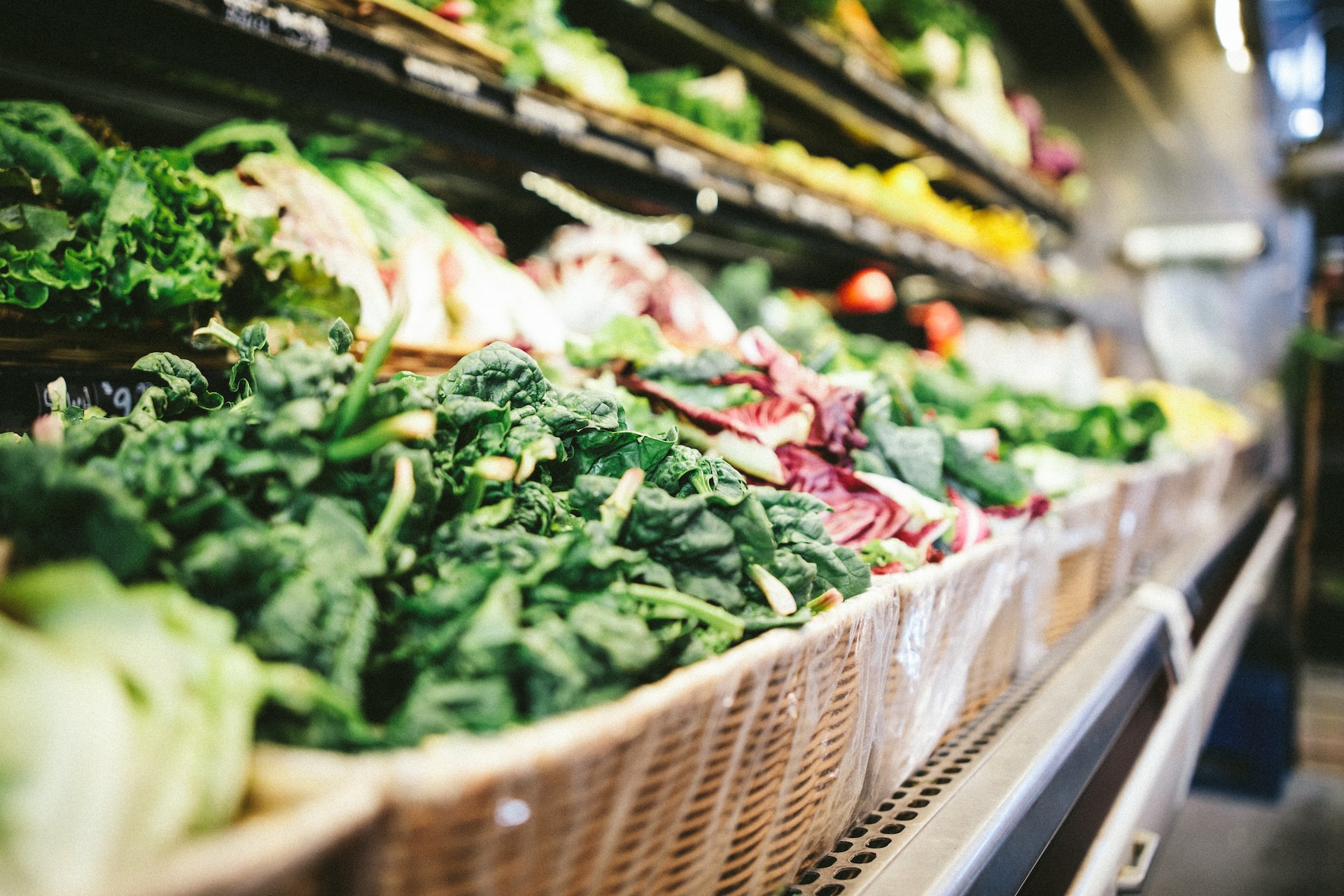 Lebensmittel und Energie heizen Inflation an / Food and energy fuel inflation