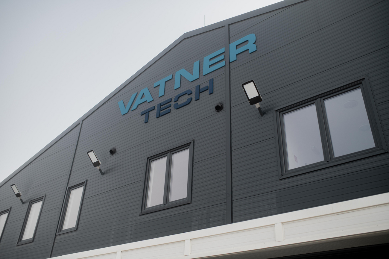Vatner Kft. - Paneele für Operationssäle / Vatner Kft. - Panels for operating rooms