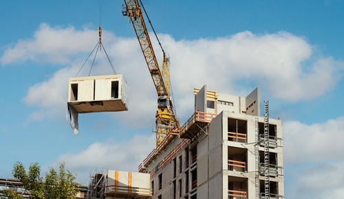 Masterplast-KÉSZ - Kooperation bei Modulhäusern / Masterplast-KÉSZ - Cooperation in modular buildings