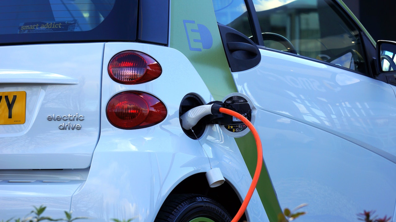 Continest Technologies Zrt. - Innovative Ladestationen / Continest Technologies Zrt. - Innovative charging stations