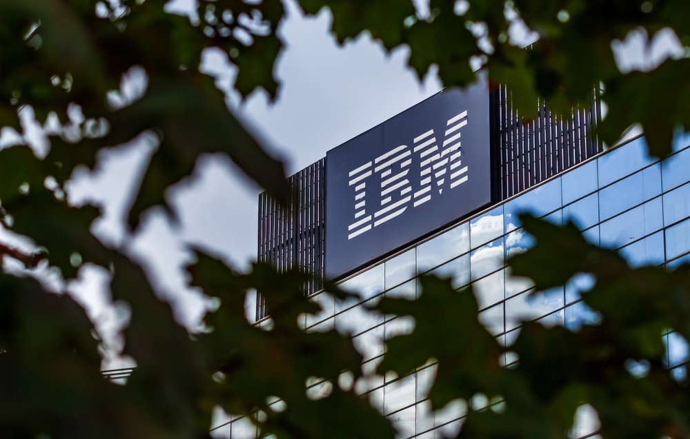 IBM schließt Werk / IBM closes its plant in Vác
