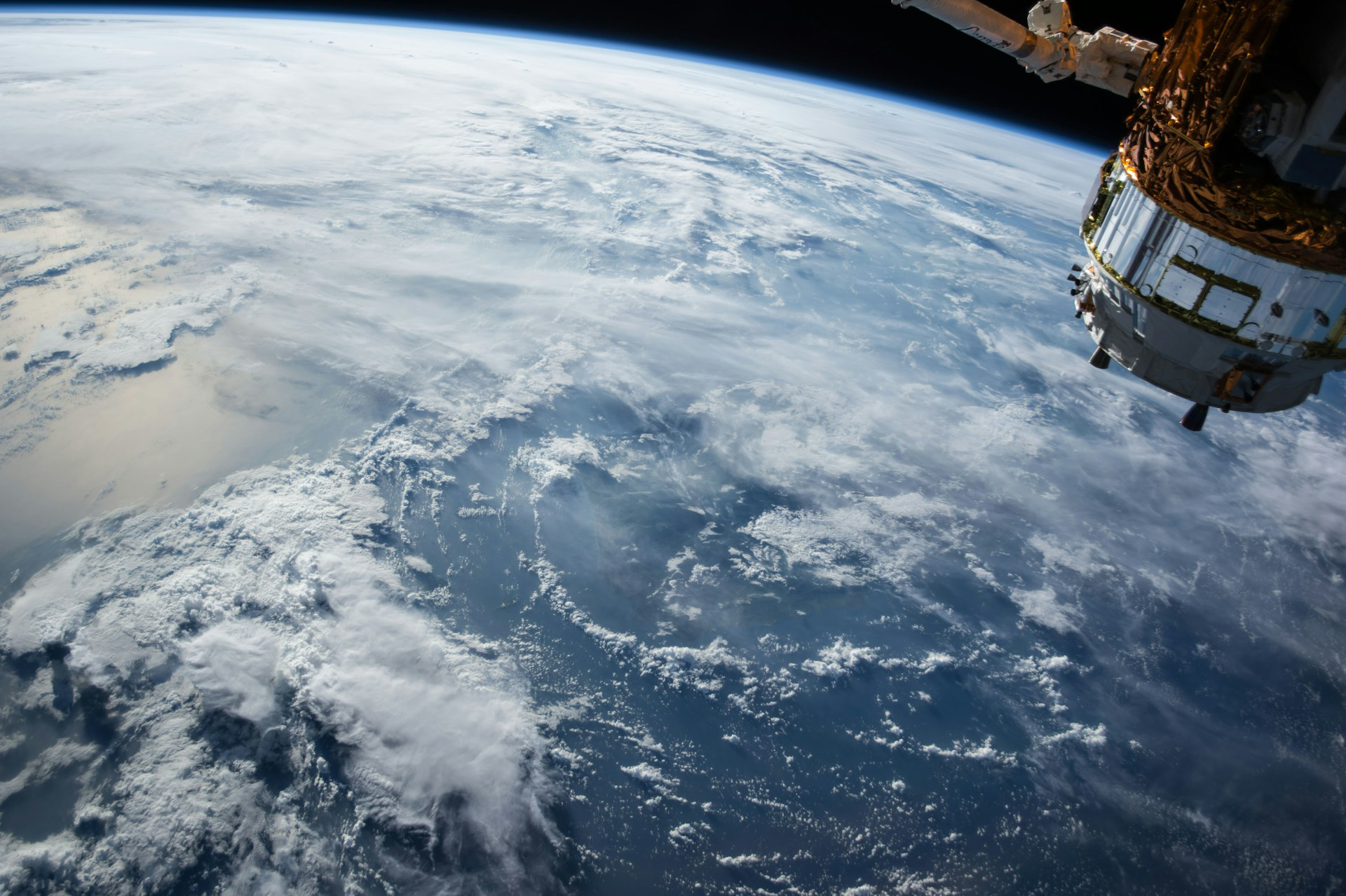 4iG S&T Zrt. Eigenständiges Unternehmen für Raumfahrttechnik / 4iG S&T Zrt. - Standalone company for space technology