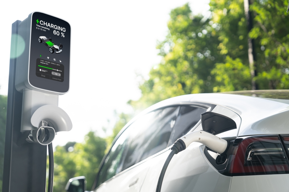 MVM Mobiliti - Erste Hochleistungsladestation / MVM Mobiliti - First high-power charging station