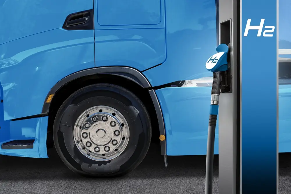 Mol-Gruppe - Wasserstoff-Tankstelle in Bratislava / Mol Group – Hydrogen Refueling Station in Bratislava